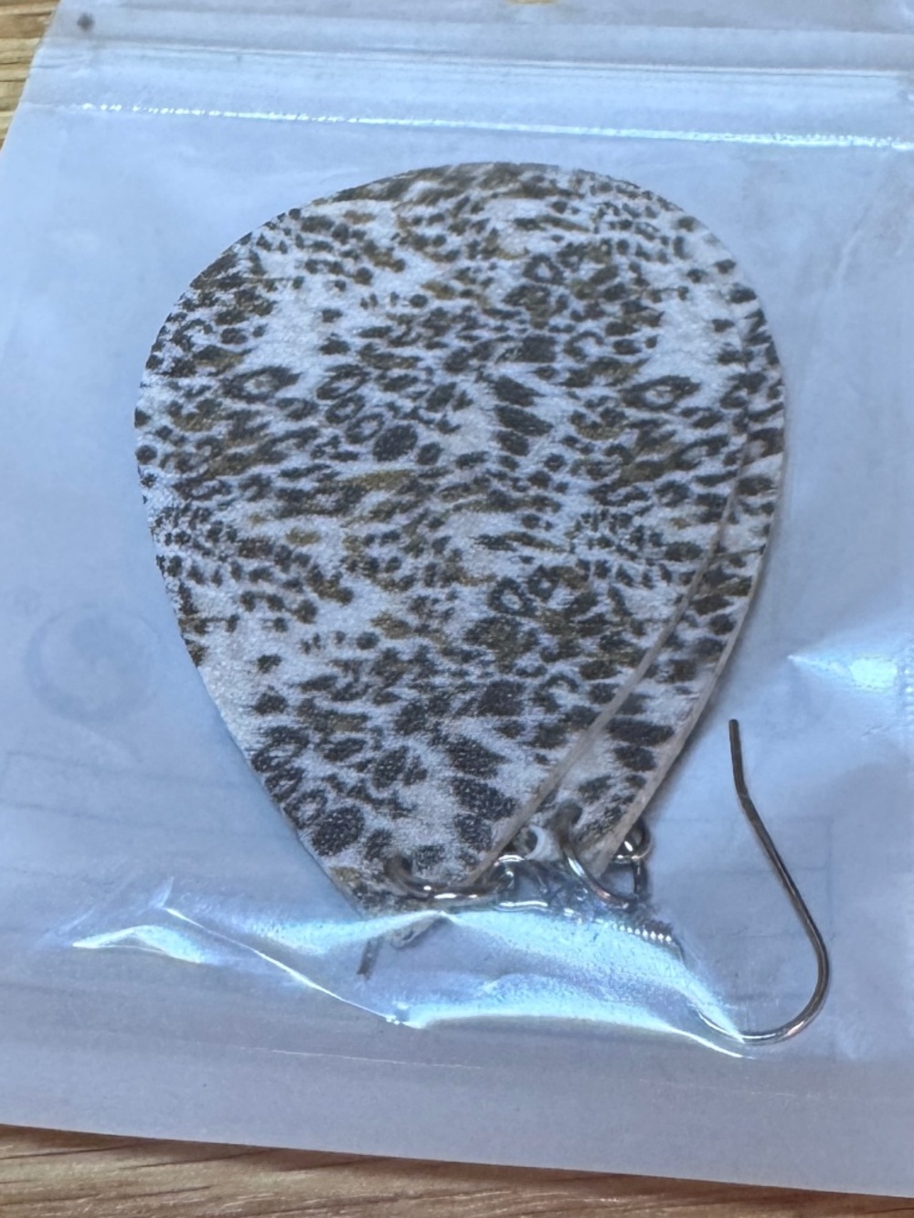 New Women's Teardrop Dangle Earring 2 1/4 X 1 1/2 In. Light Cheetah Print Felt